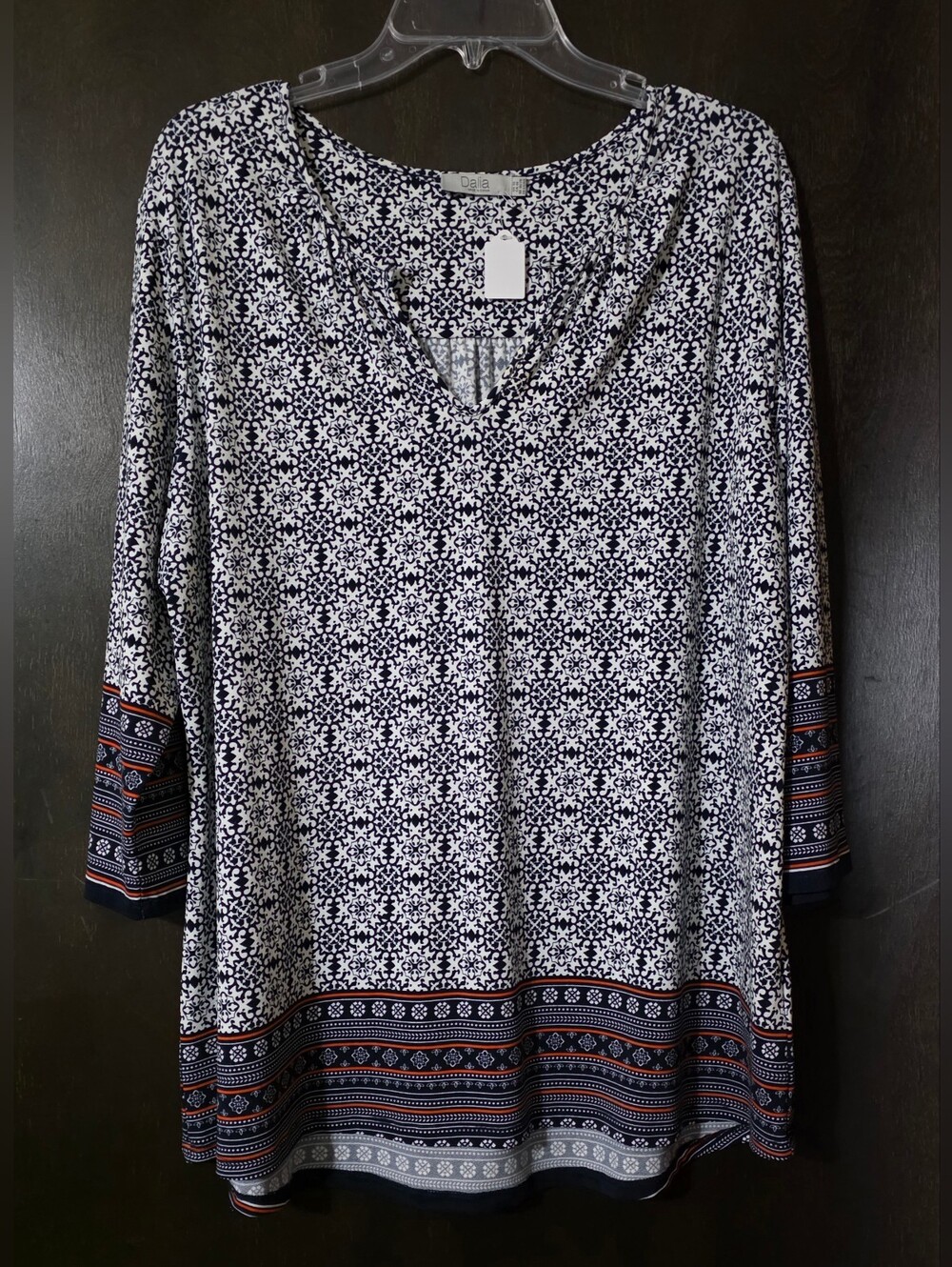 Dalia Navy, White, Red Patterned V-Neck Blouse Stretchy Lightweight Size 1X